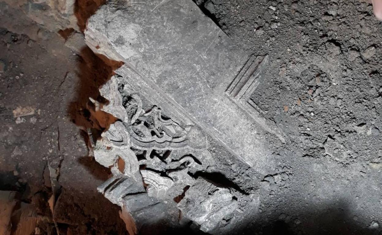 Yeserías descubiertas. 