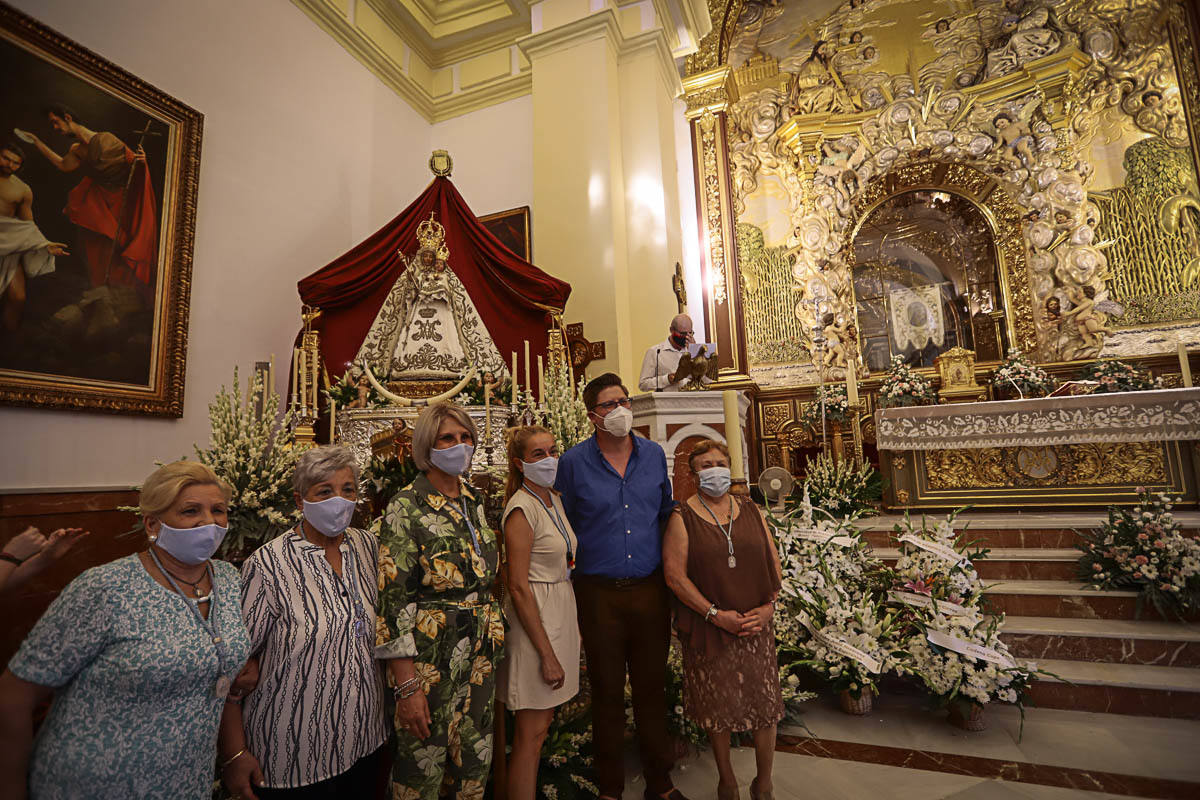 Fotos: Motril celebra la ofrenda floral a su patrona