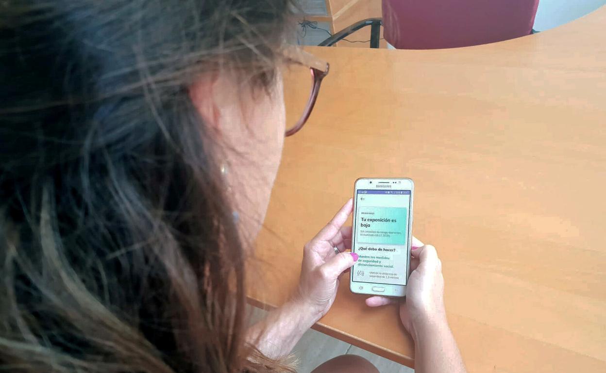 Coronavirus en Almería | Andalucía se ofrece al Gobierno para «pilotar» la app de rastreo y plantea hacerlo desde Almería