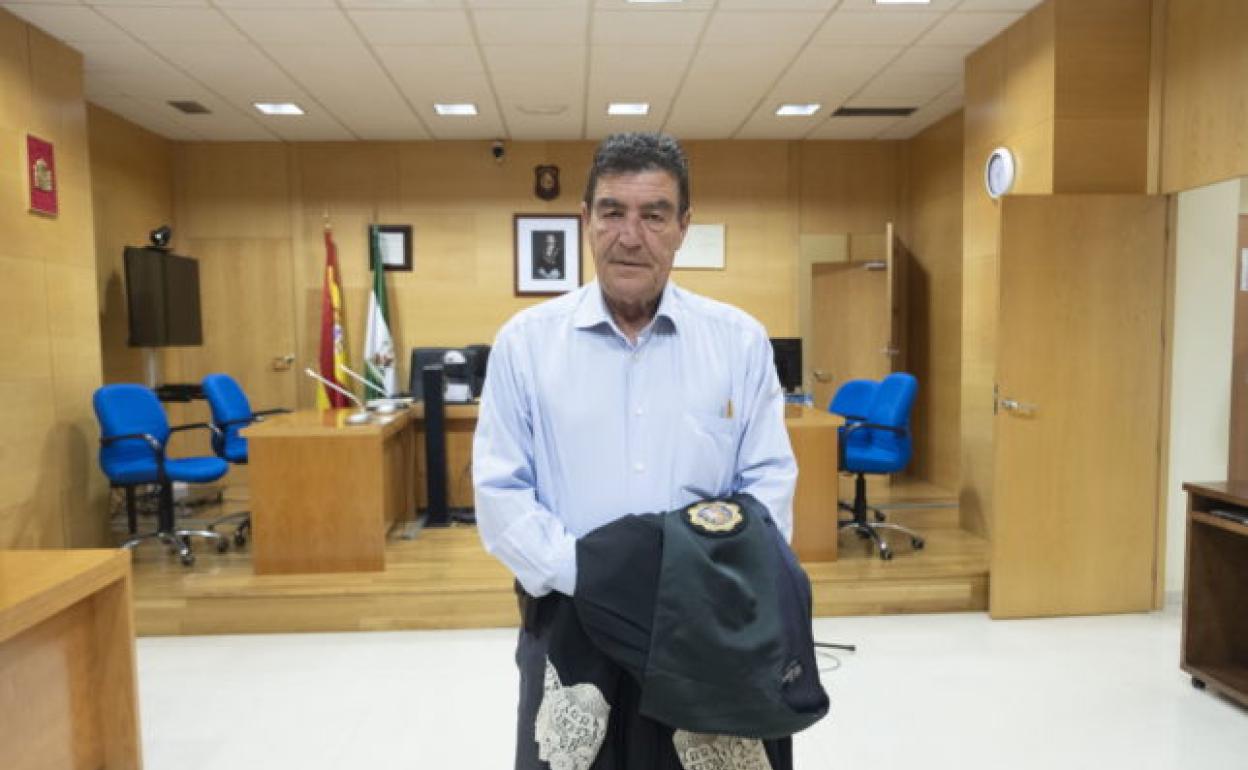 «La posibilidad de un toque de queda contra el virus ya no es tabú y a mí me parece bien»