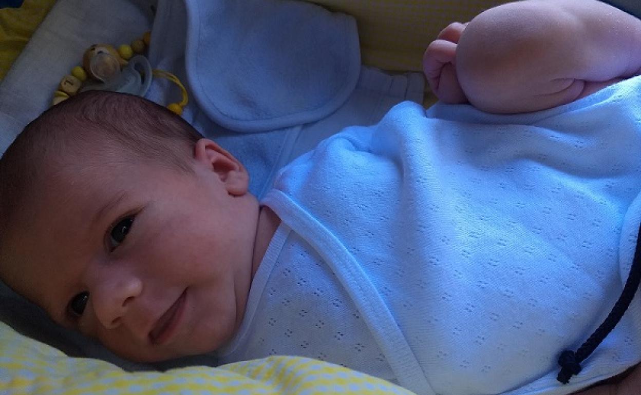 Novedad de la Seguridad Social que afecta a nuevos padres y madres