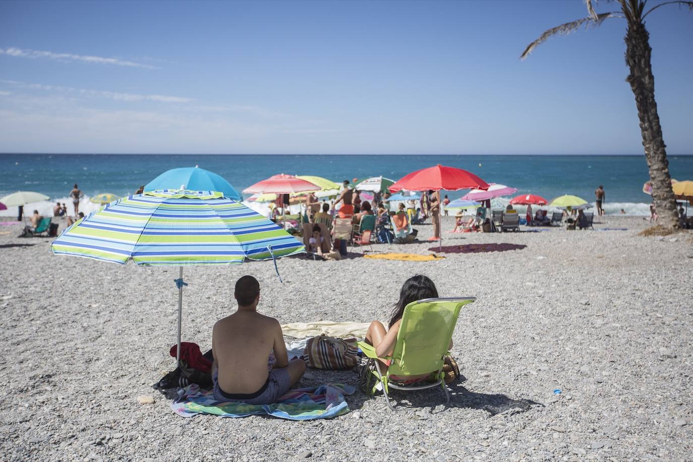 Ambiente en las playas de la Costa Tropical este domingo