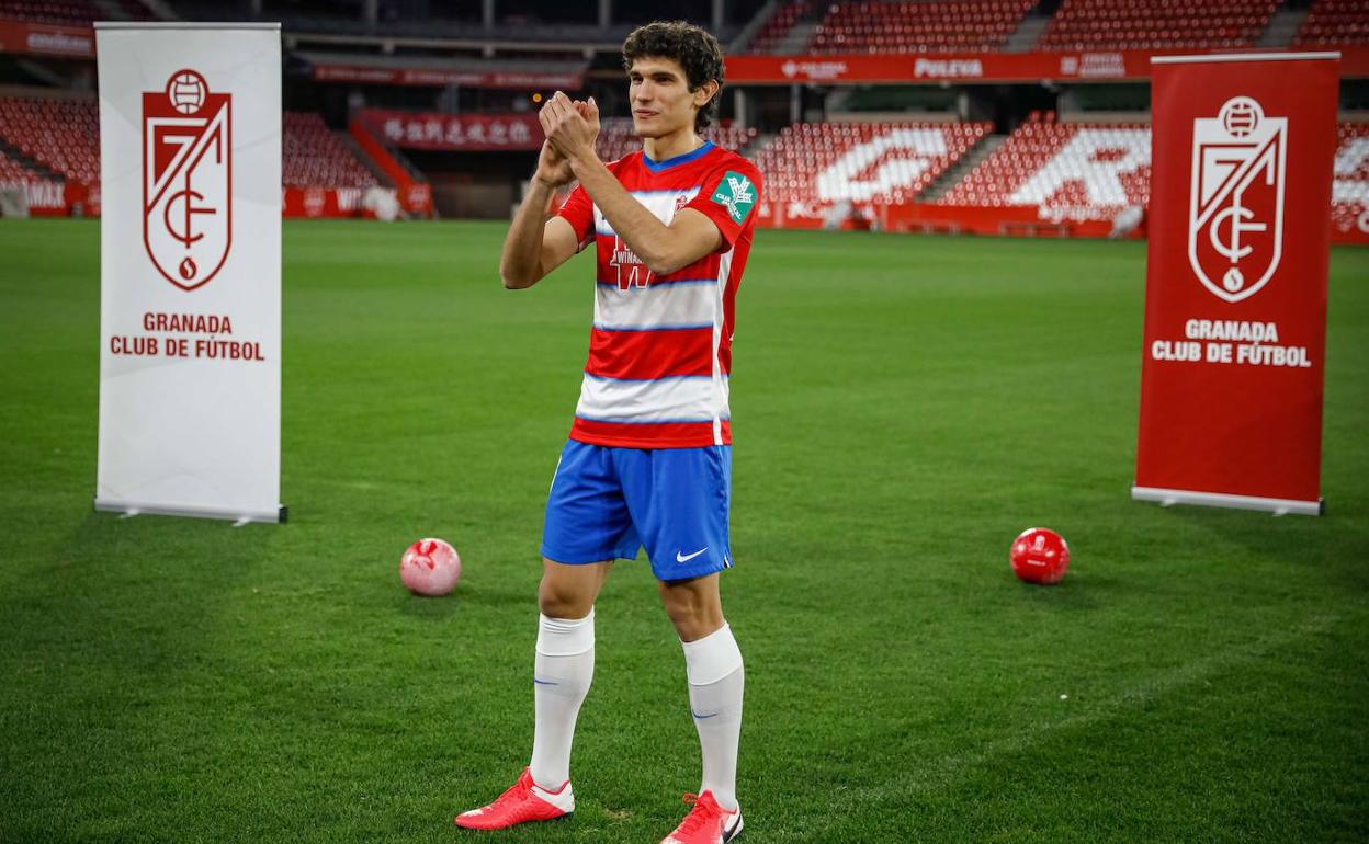 Jesús Vallejo, en su presentación el pasado invierno. 