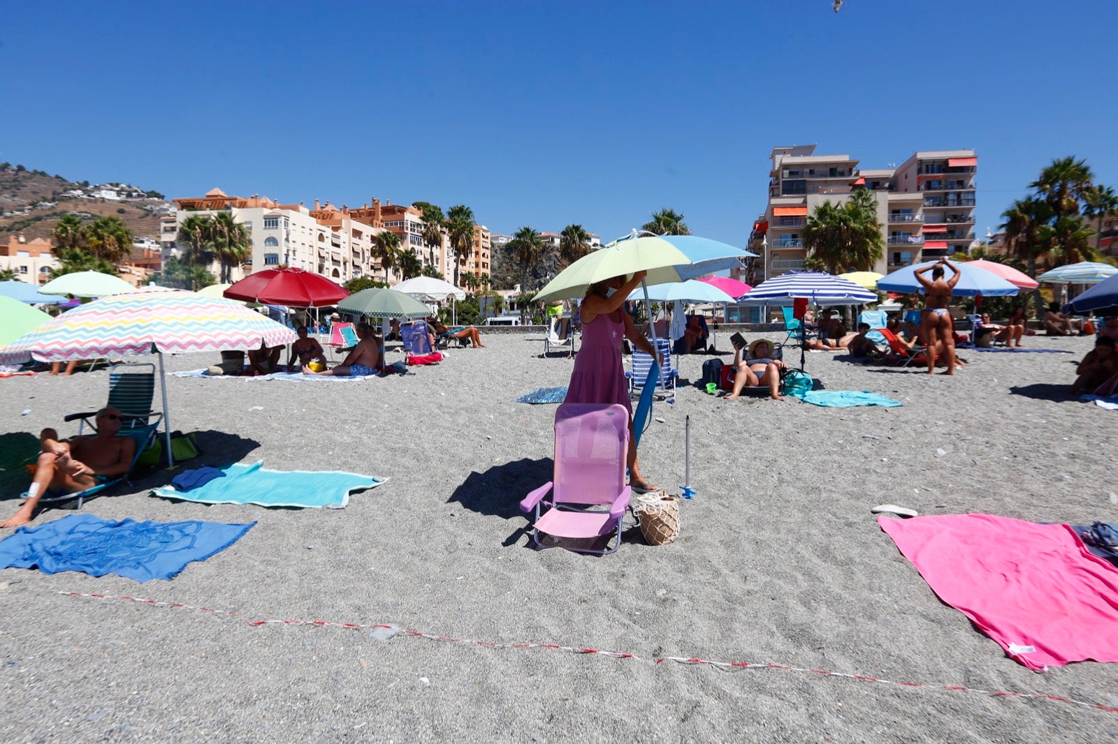 Veraneantes aprovechan los últimos días de mes para escaparse a las localides del litoral. 