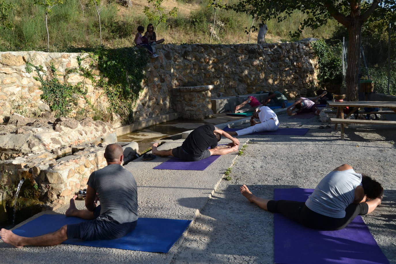 Fotos: El yoga al aire libre coge fuerza