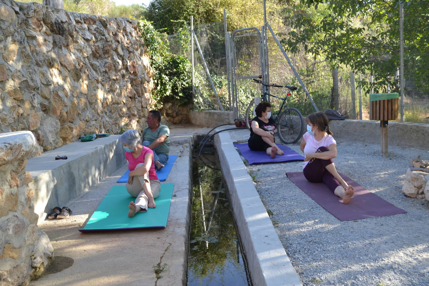 Fotos: El yoga al aire libre coge fuerza