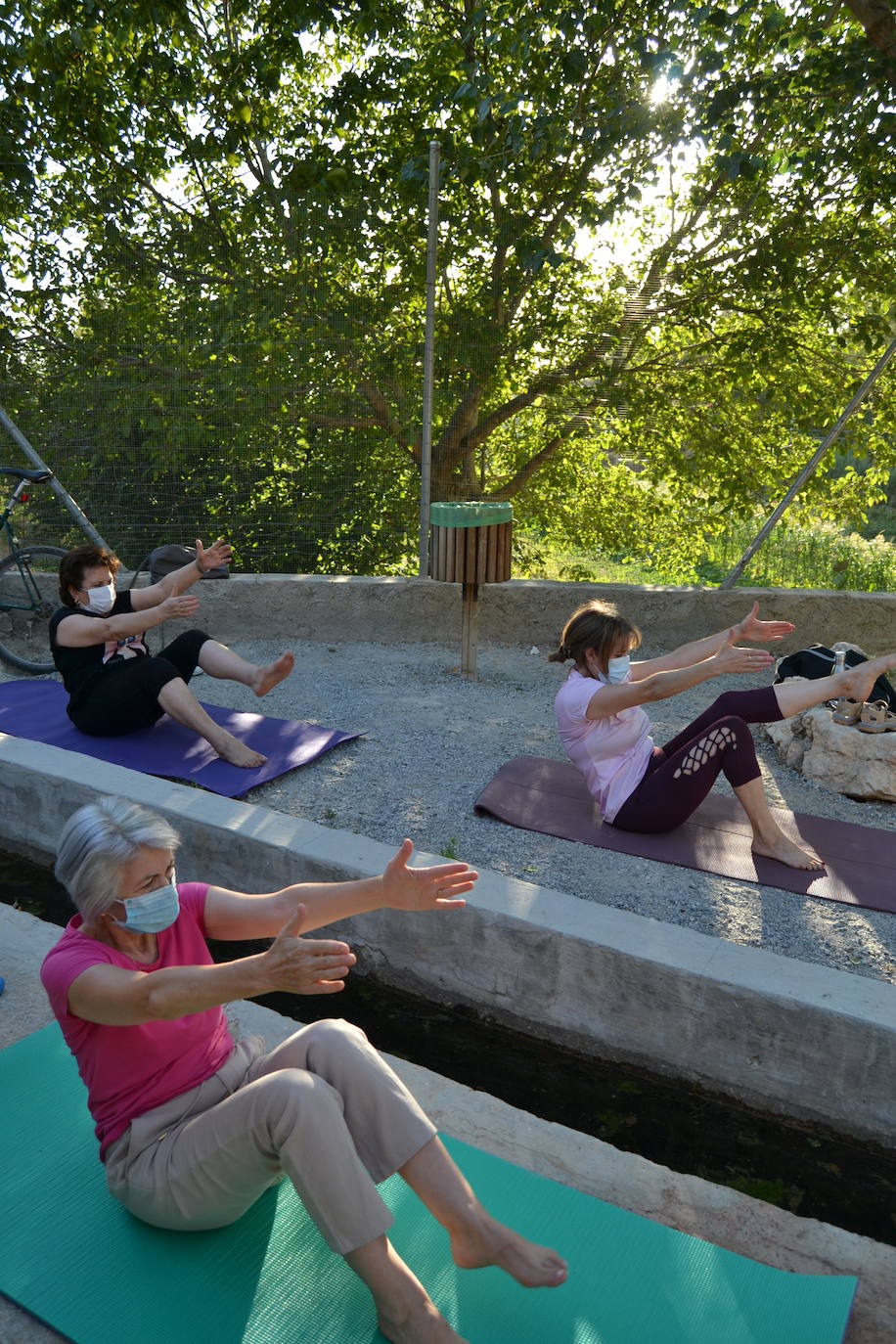 Fotos: El yoga al aire libre coge fuerza