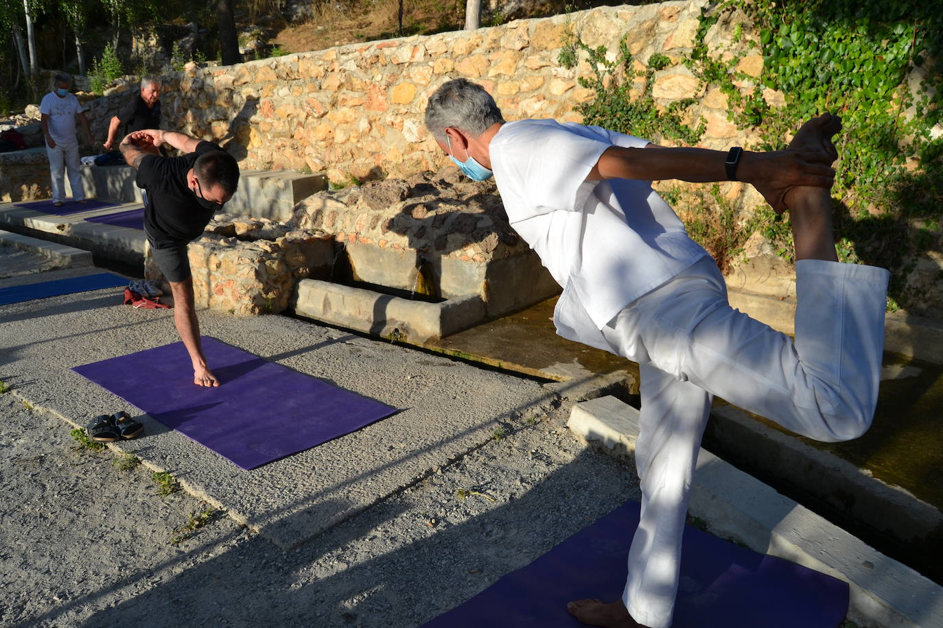 Fotos: El yoga al aire libre coge fuerza