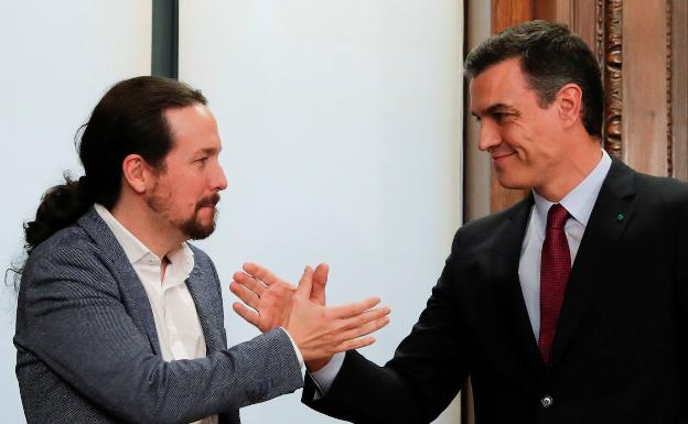 Iglesias y Sánchez, en enero de 2020. 