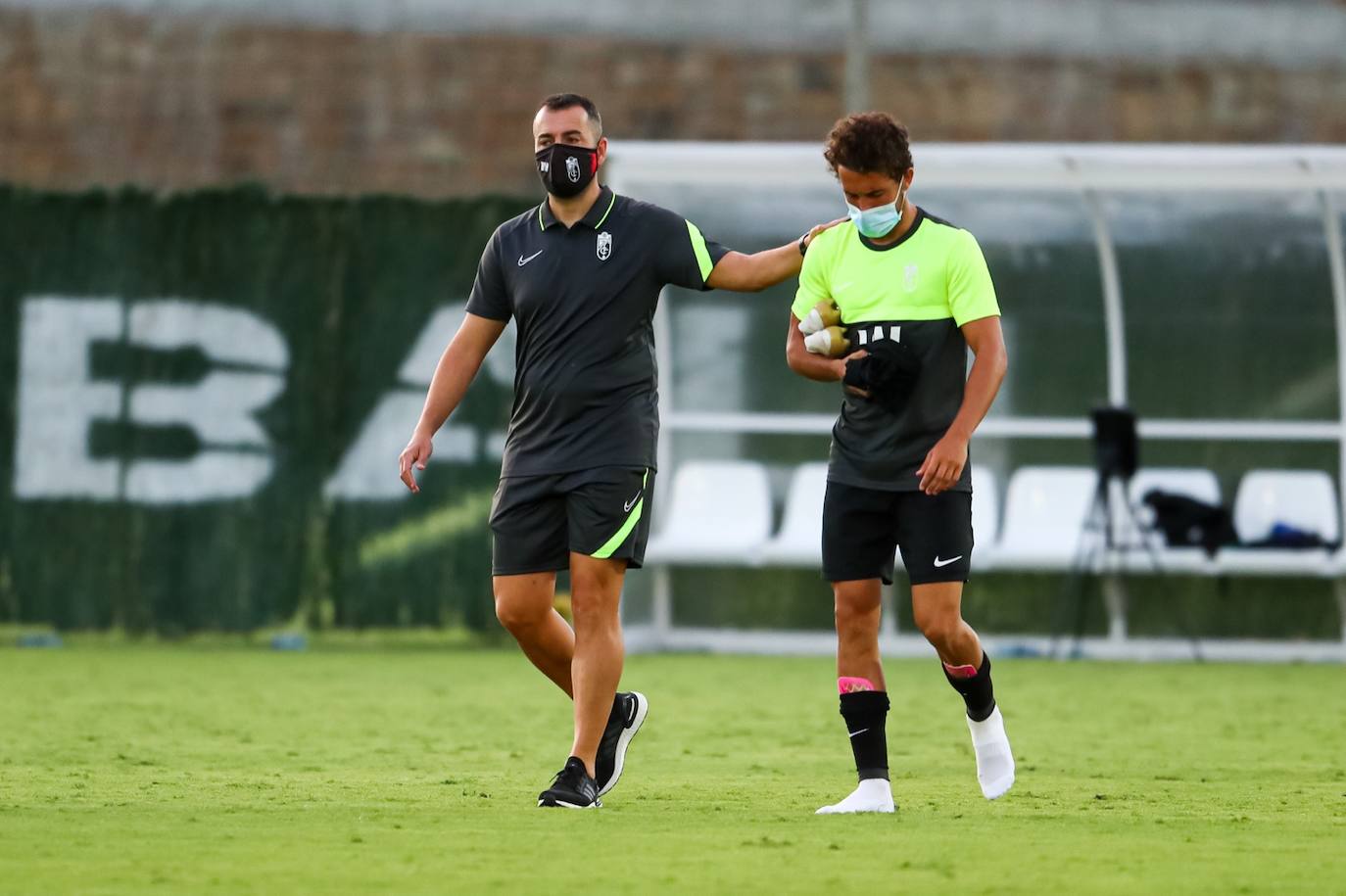 Fotos: Goleada al Granada en su primer test ante el Valladolid