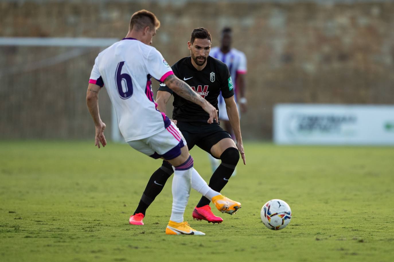 Fotos: Goleada al Granada en su primer test ante el Valladolid