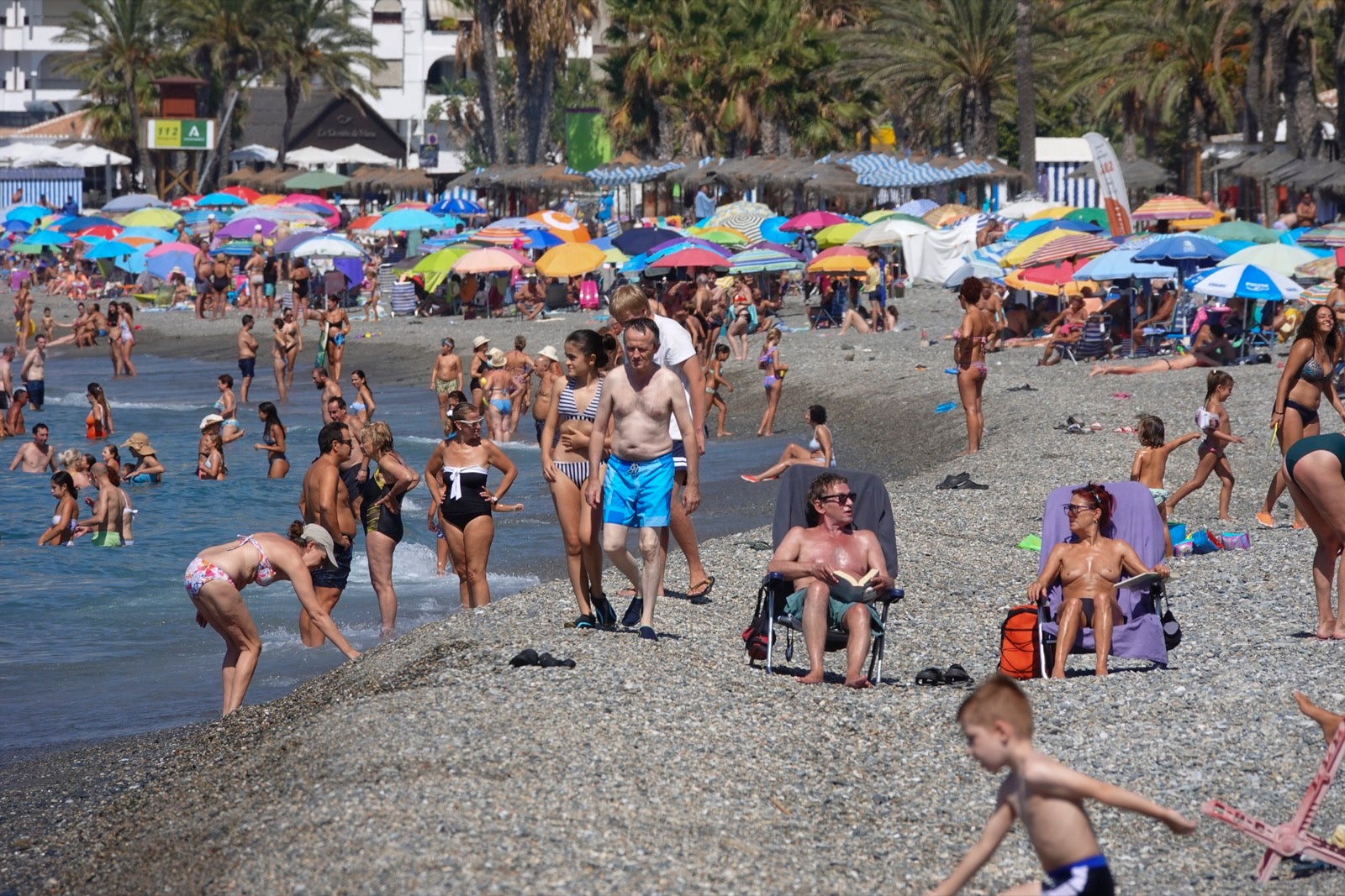 El buen tiempo ha acompañado a los que se han acercado a la Costa Tropical