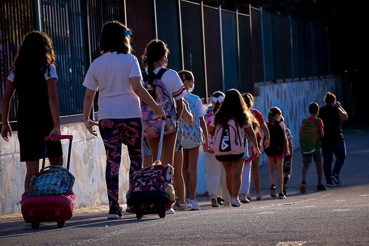 Vuelta a las aulas en los colegios Garvayo Dinelli y Los Álamos de Motril