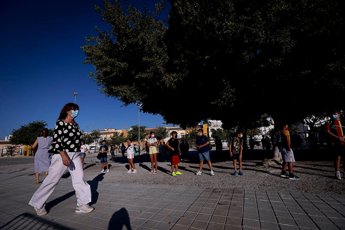 Vuelta a las aulas en los colegios Garvayo Dinelli y Los Álamos de Motril