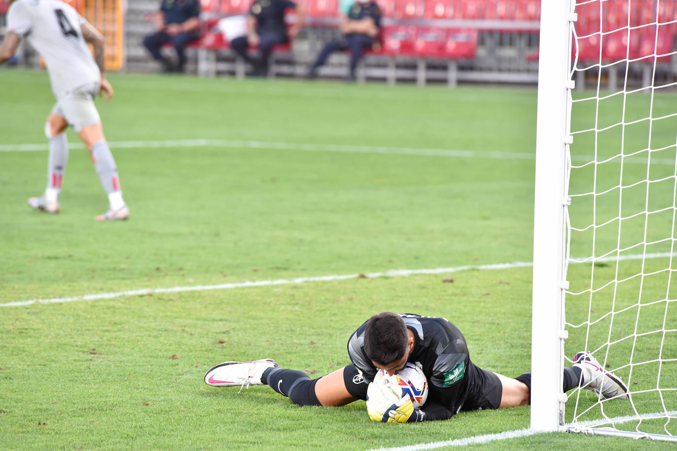 El equipo rojiblanco ha recibido este sábado al Athletic en la primera jornada de liga 