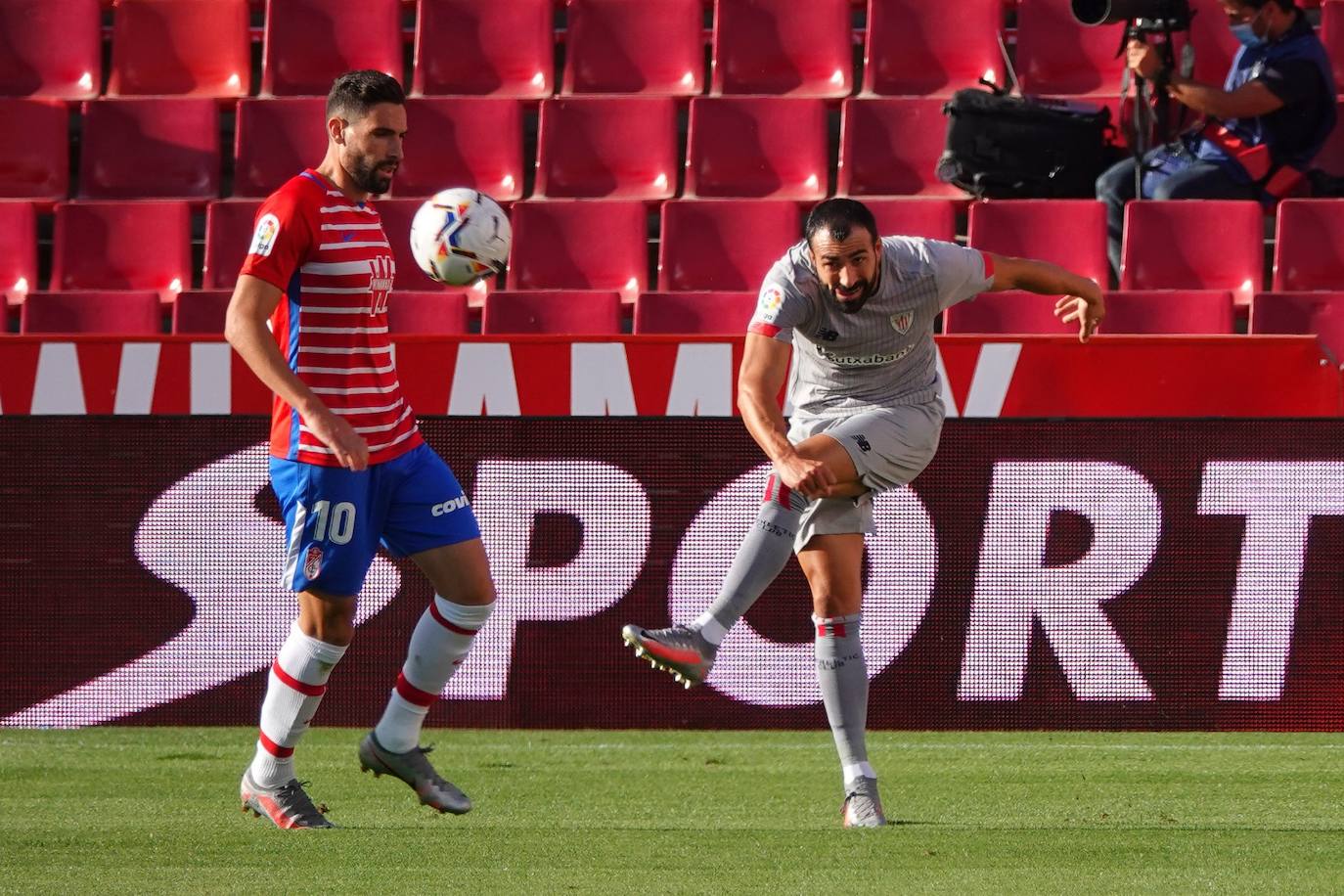 El equipo rojiblanco ha recibido este sábado al Athletic en la primera jornada de liga 