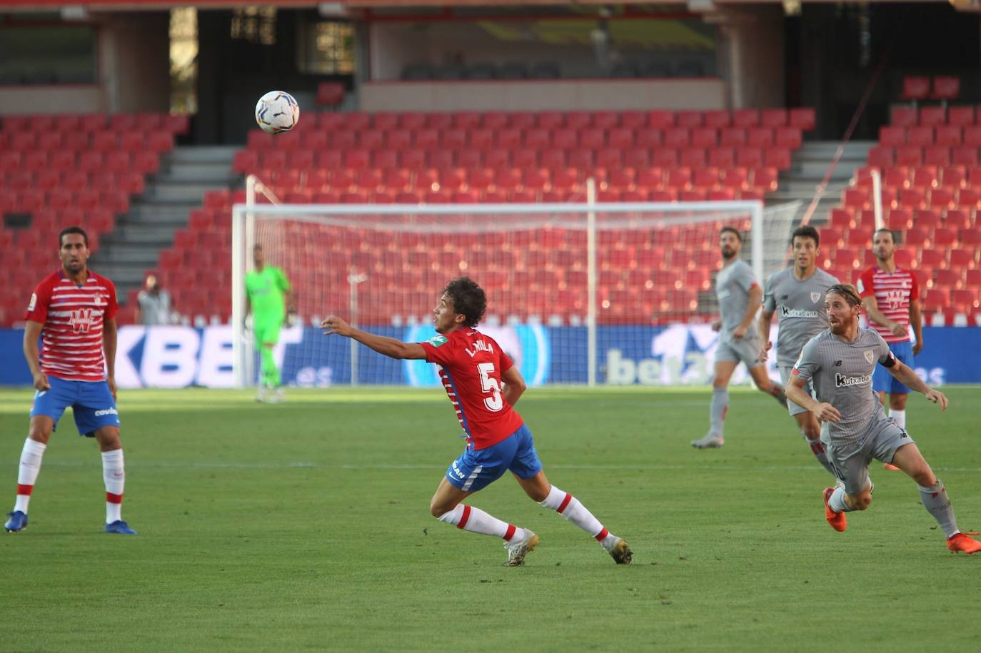 El equipo rojiblanco ha recibido este sábado al Athletic en la primera jornada de liga 