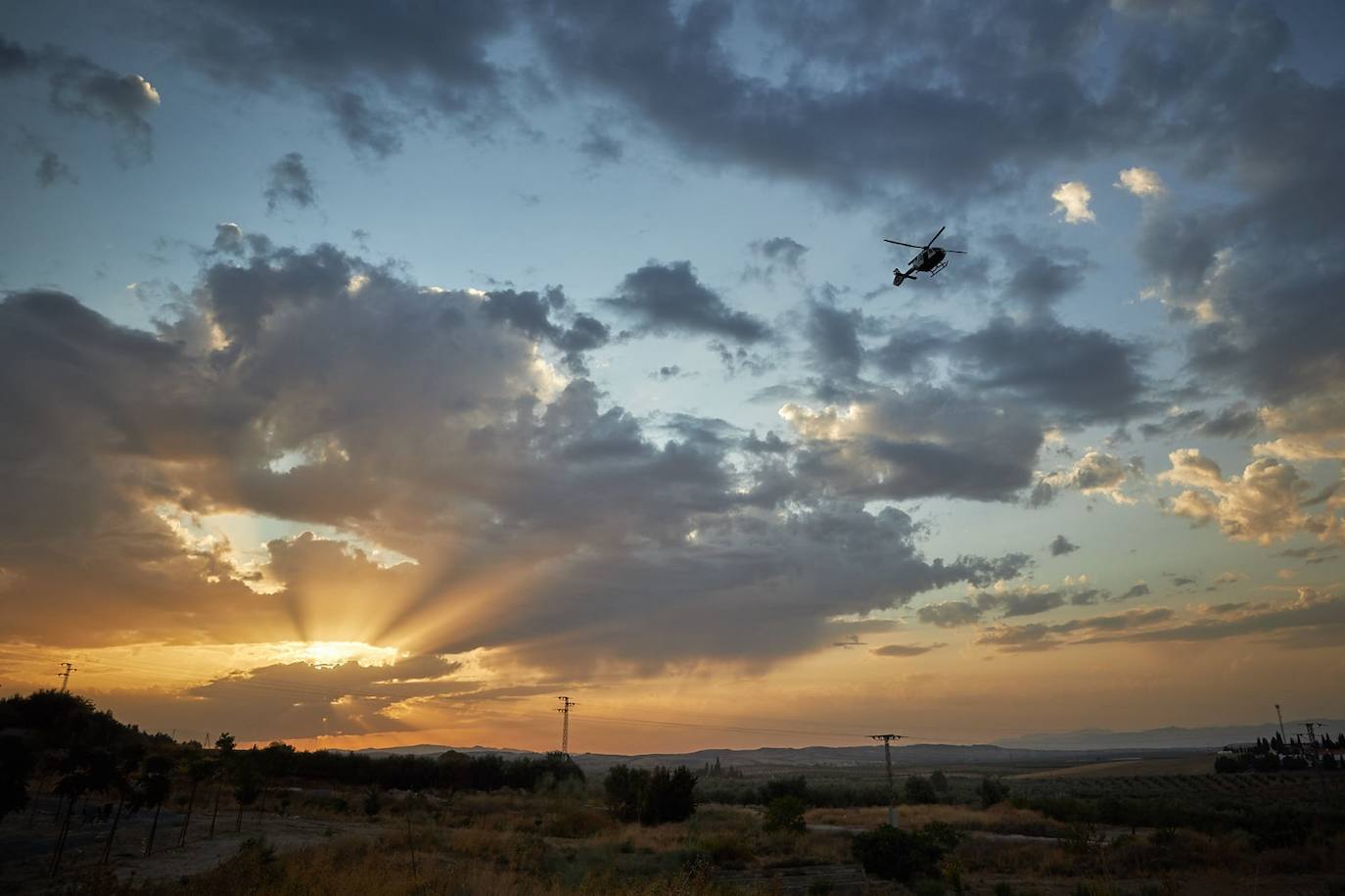 La Guardia Civil está realizando batidas con un helicóptero, patrullas de tierra y cámaras térmicas