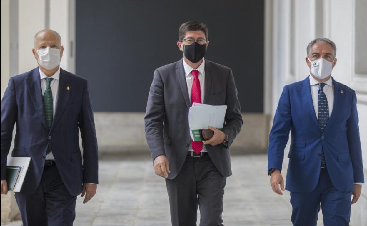 Imbroda, Marín y Bendodo tras el consejo de Gobierno de la Junta