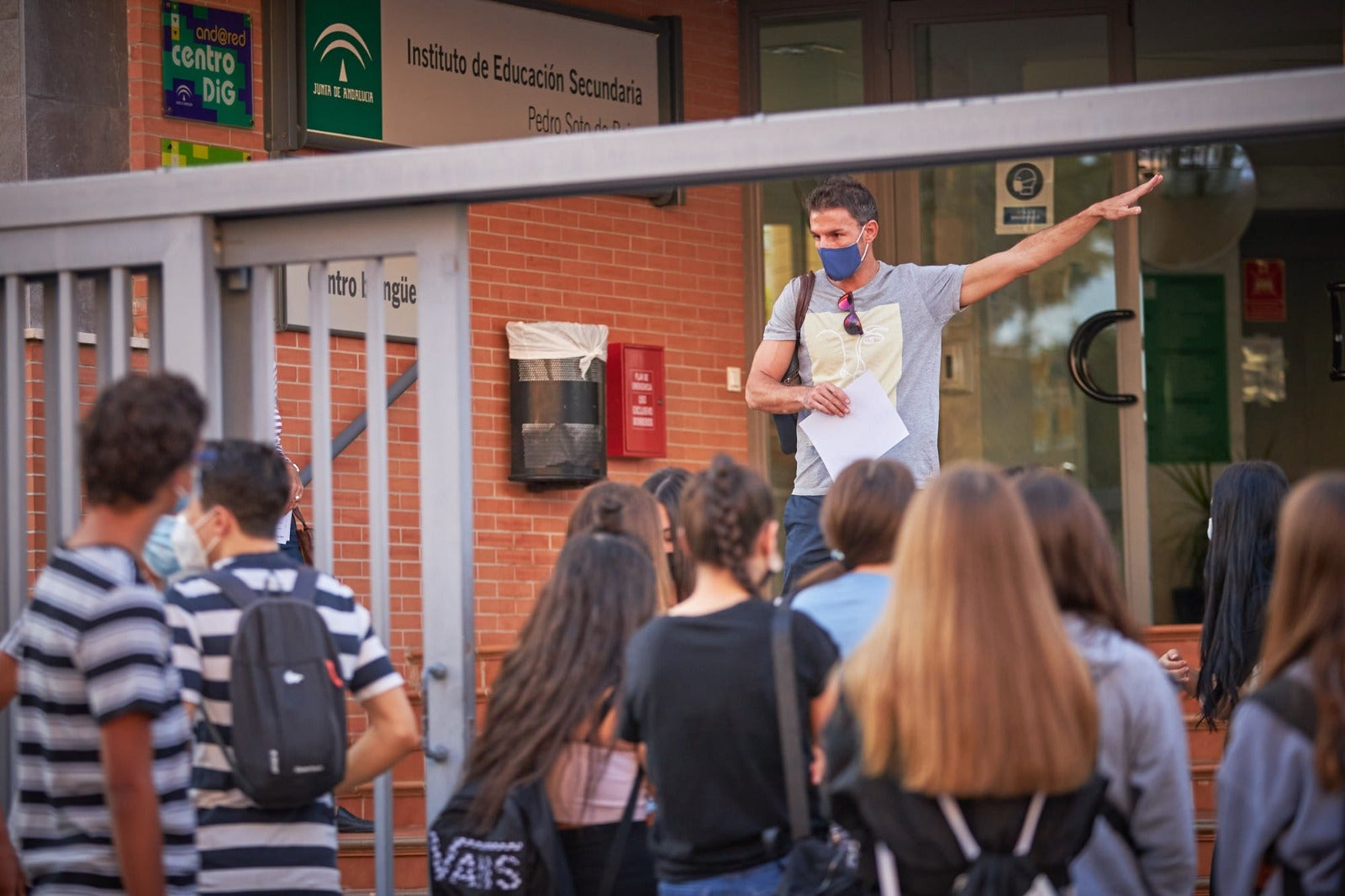 El regreso a las aulas de los estudiantes de Secundaria y Bachillerato no está provocando retenciones en la ciudad ni en la autovía