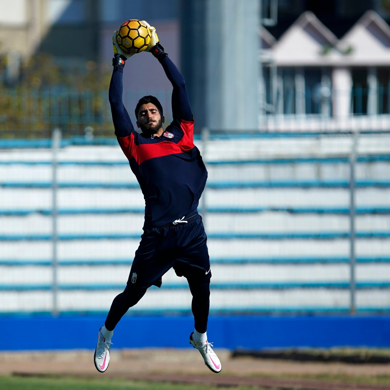 El Granada afrontó el primer encuentro continental de su historia, en Albania contra el Teuta, en la segunda ronda previa de la Europa League