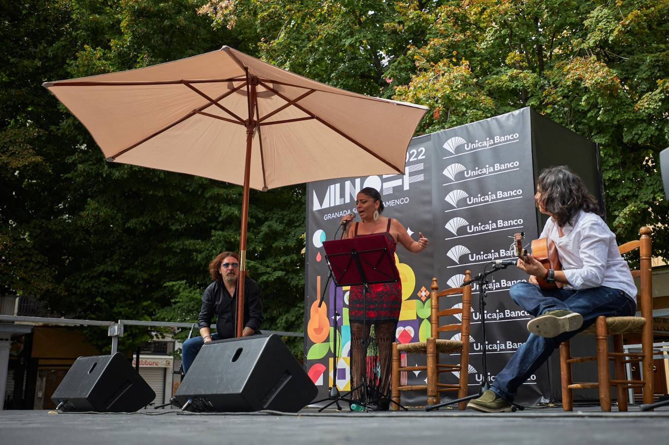 Los hermanos de Jacoba, Raúl Mikey e Irene Molina se han subido al escenario en el día dedicado a Camarón