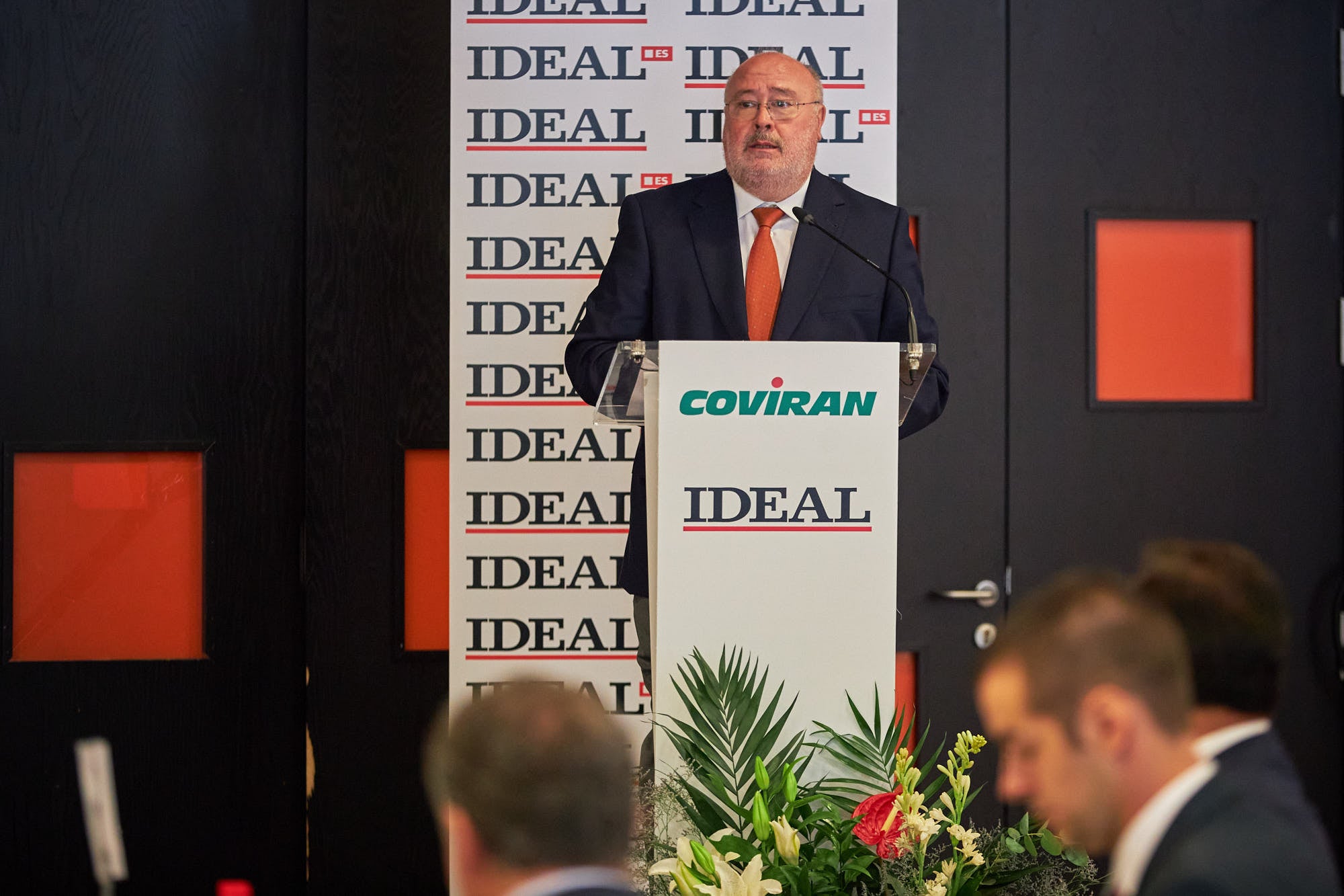 El consejero de Presidencia ha analizado los desafíos de la comunidad ante el Covid y ha anunciado ayudas al alquiler para el sector del ocio nocturno e infantil