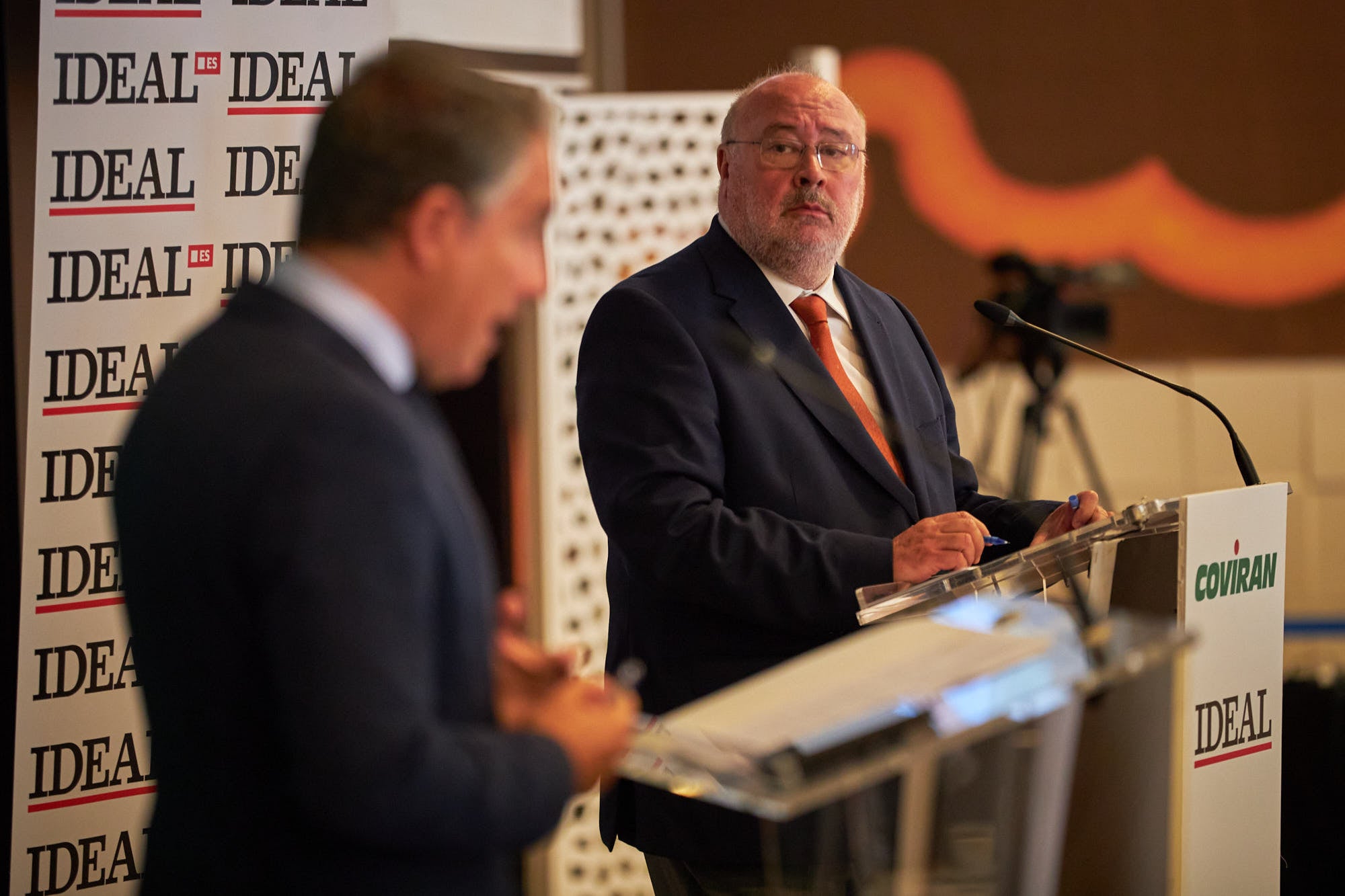 El consejero de Presidencia ha analizado los desafíos de la comunidad ante el Covid y ha anunciado ayudas al alquiler para el sector del ocio nocturno e infantil