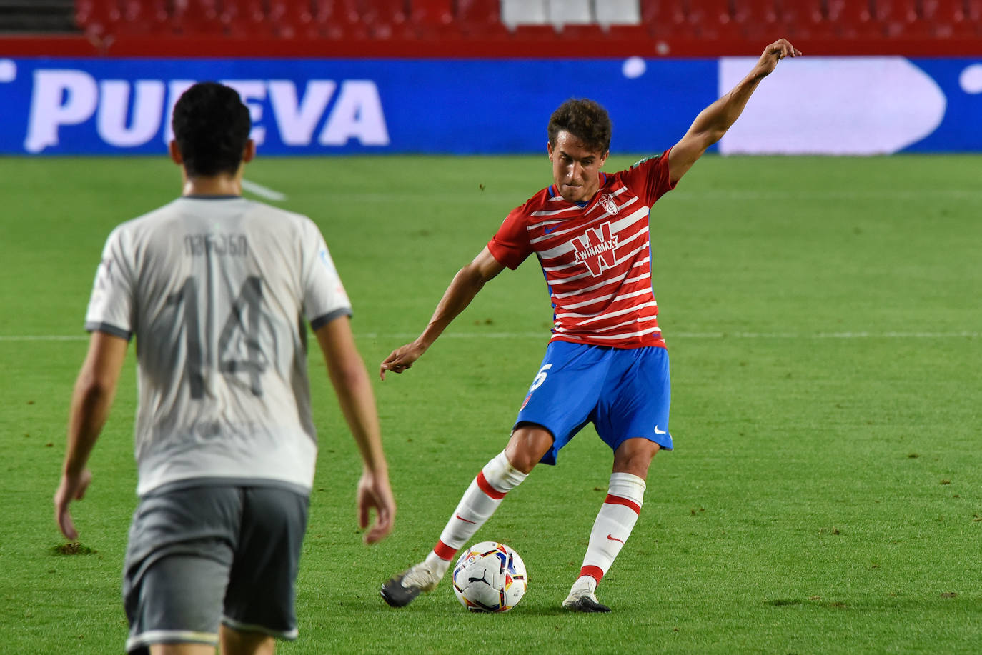 Fotos: Las mejores imágenes del Granada - Lokomotive Tbilisi