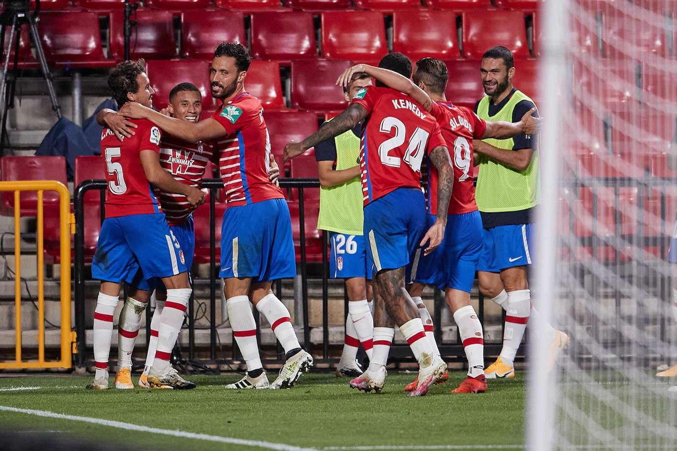 Fotos: Las mejores imágenes del Granada - Lokomotive Tbilisi