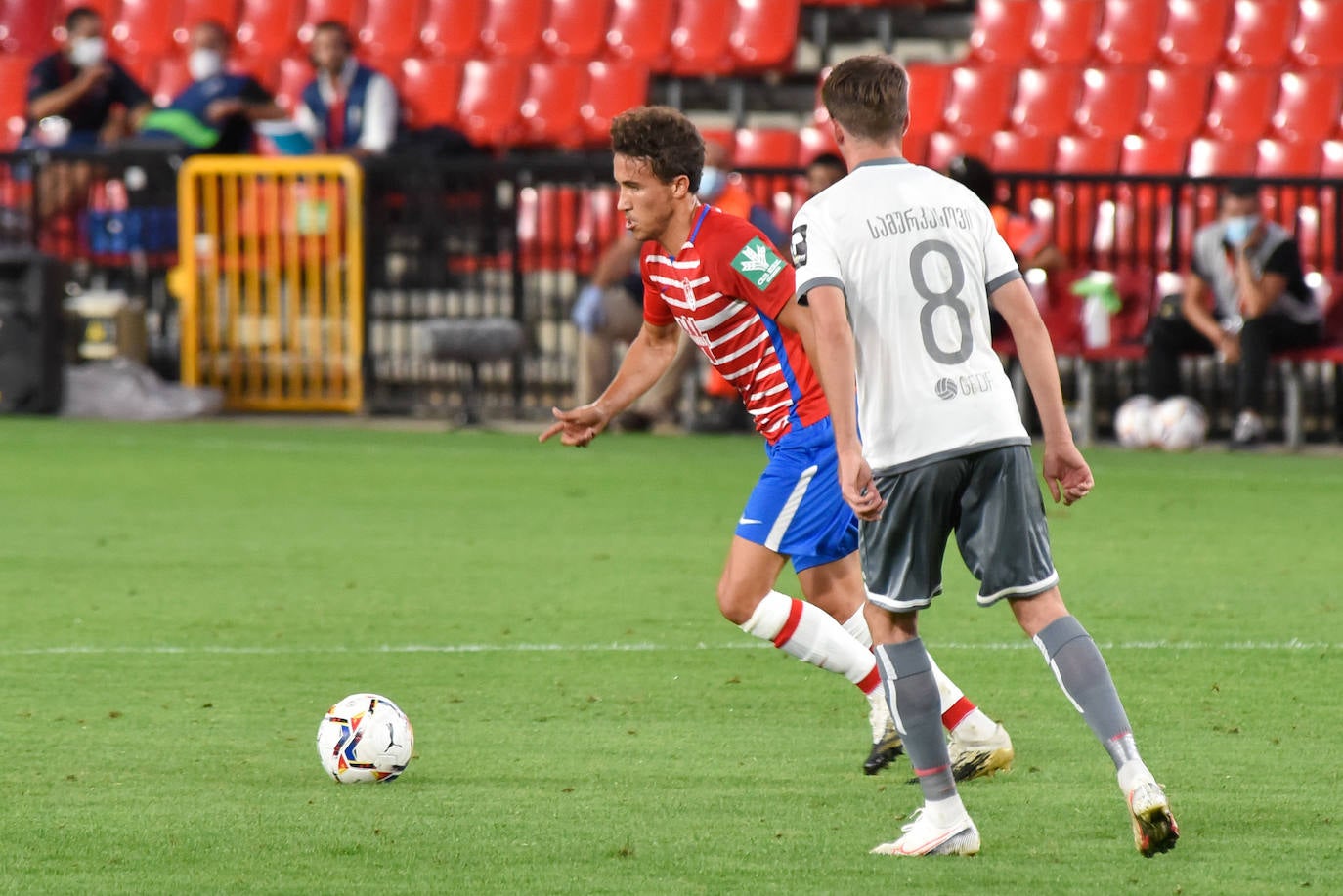 Fotos: Las mejores imágenes del Granada - Lokomotive Tbilisi