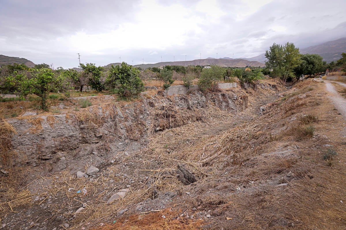 Limpieza de ramblas en la Costa