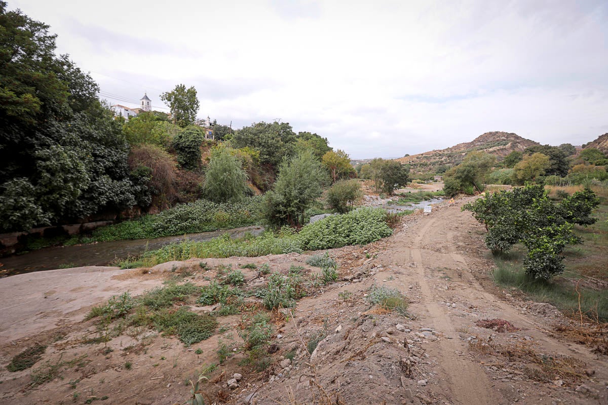 Limpieza de ramblas en la Costa