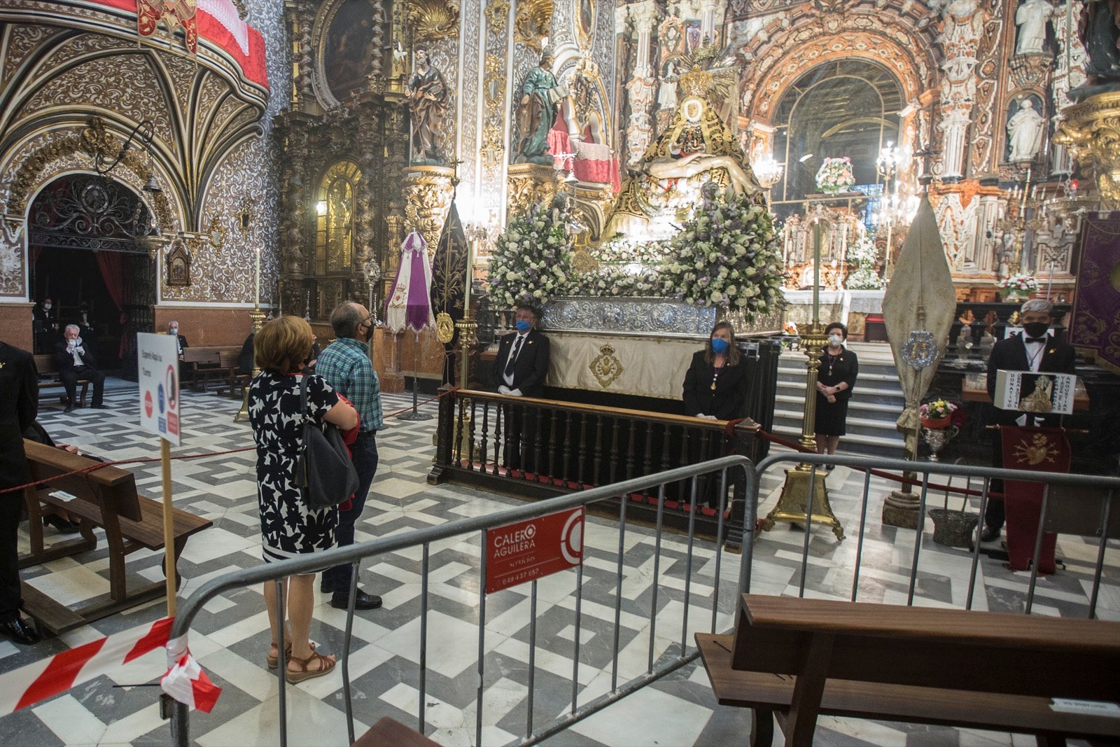 Fotos: Granada vive su Día de la Virgen más diferente