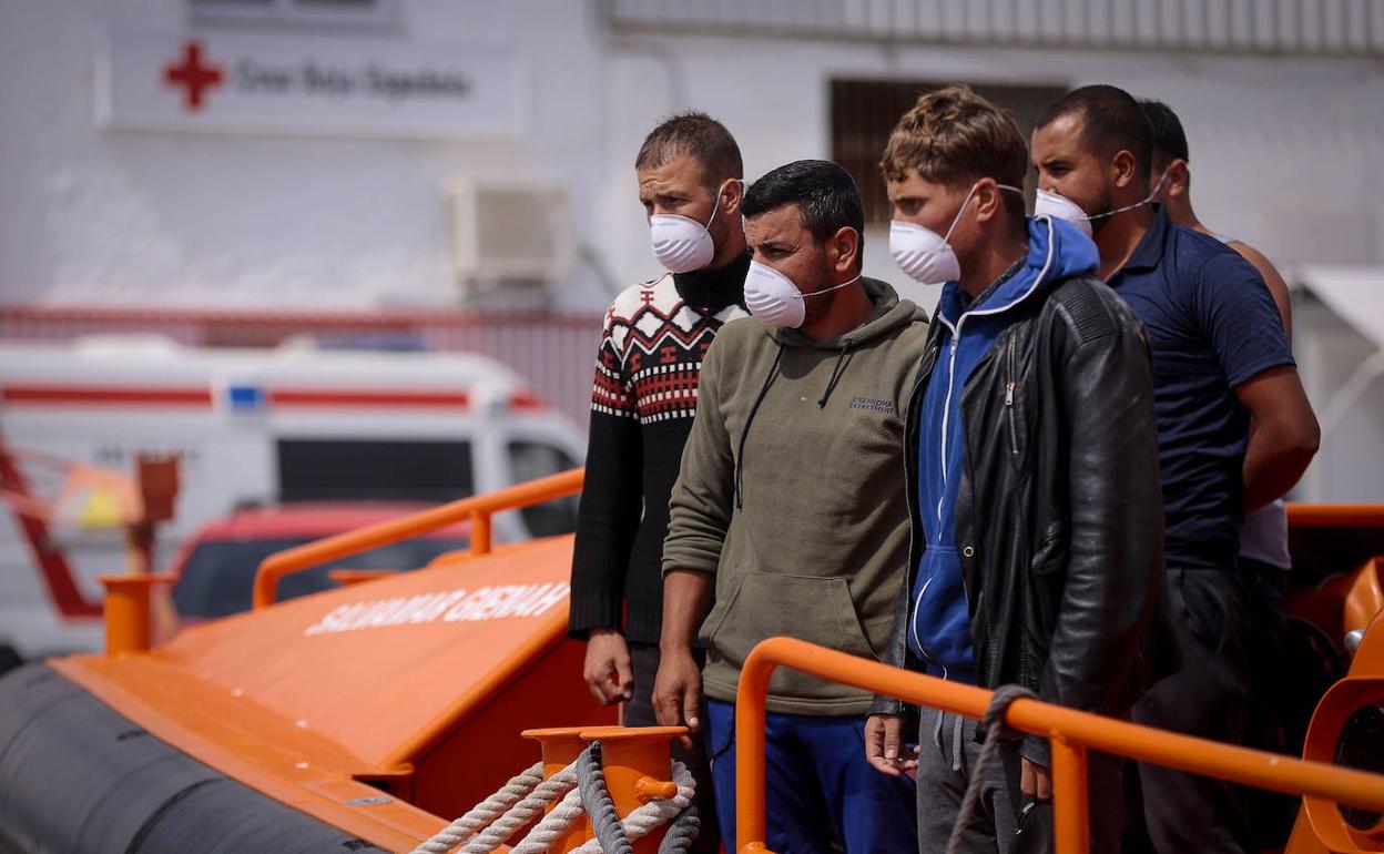 Migrantes traídos a Motril thace unas semanas.