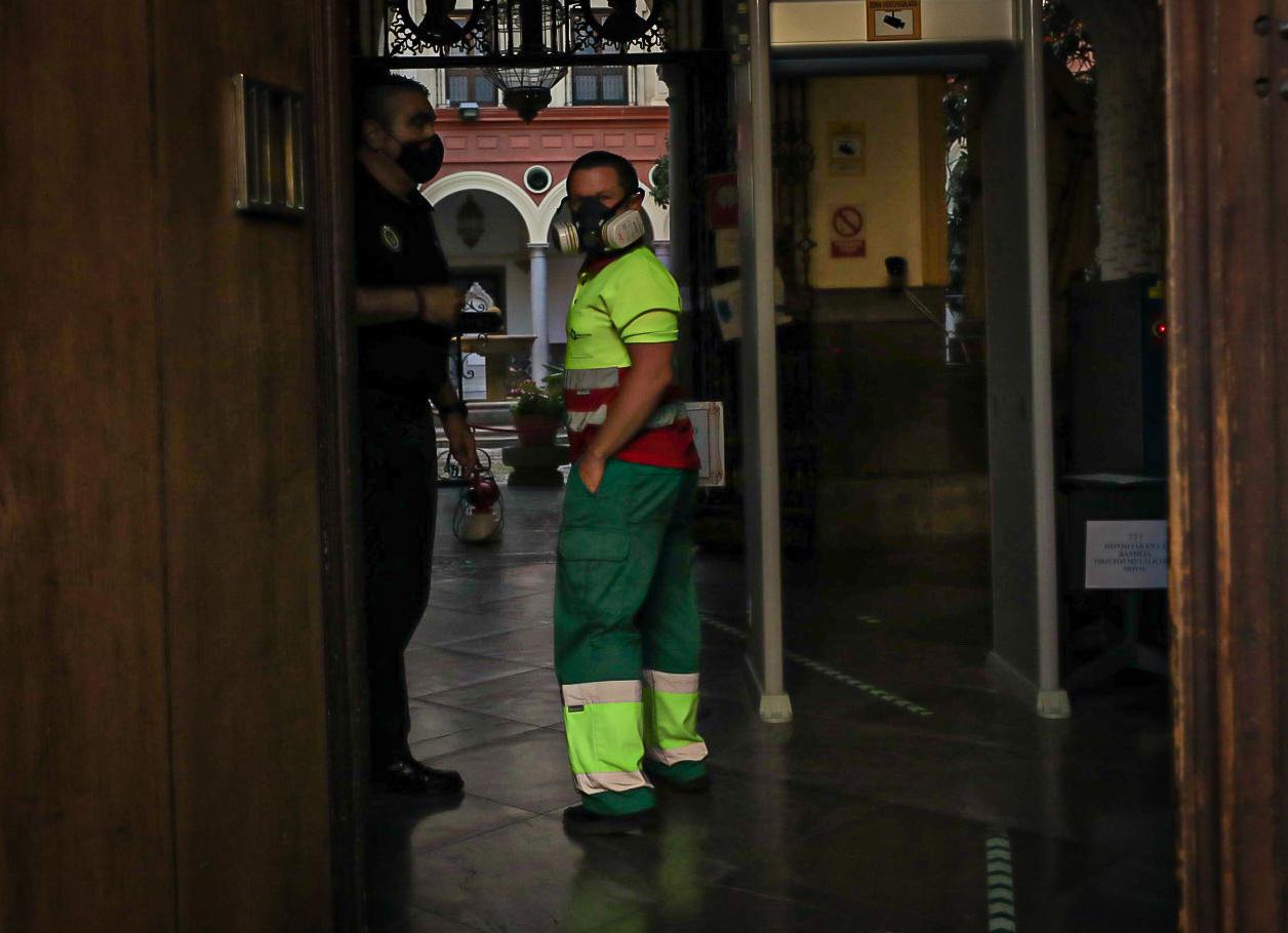 La casa consistorial de la Plaza del Carmen permanecerá cerrada al menos 24 horas