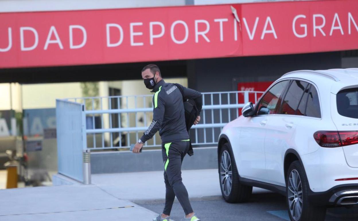 Antoñín y Neyder no viajan a Suecia; Quini sí