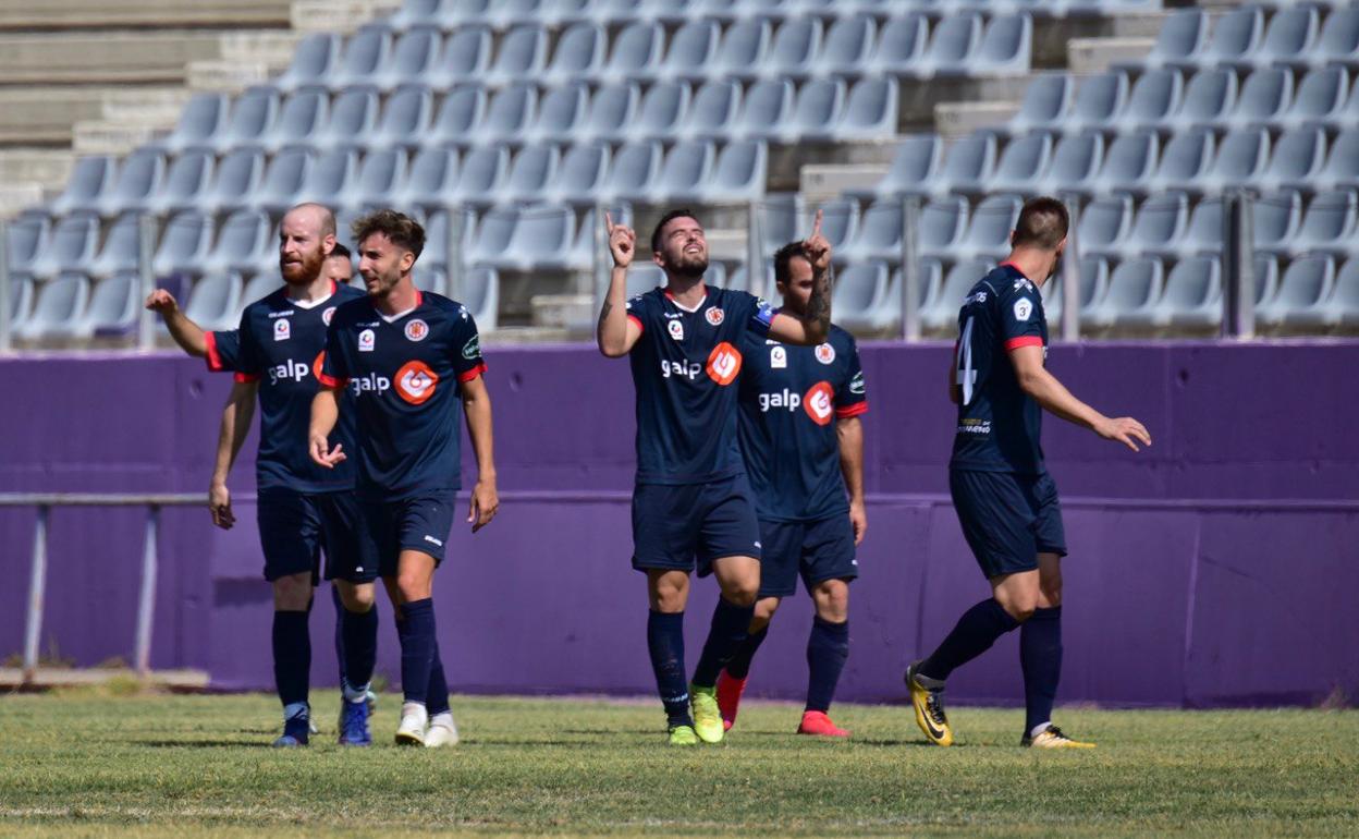 Los jugadores tosirianos derrotaron al Real Jaén en cuartos. 