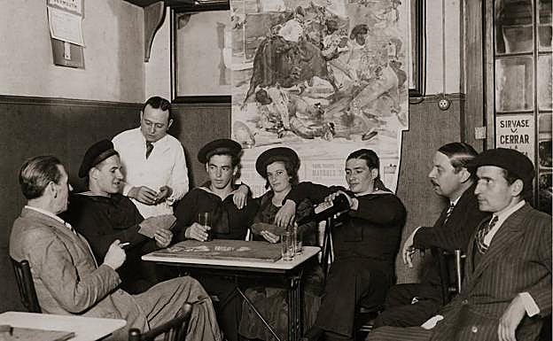 Imagen principal - 'Nocturnas' muestra la vida nocturna de las principales ciudades españolas en la primera mitad del siglo XX.