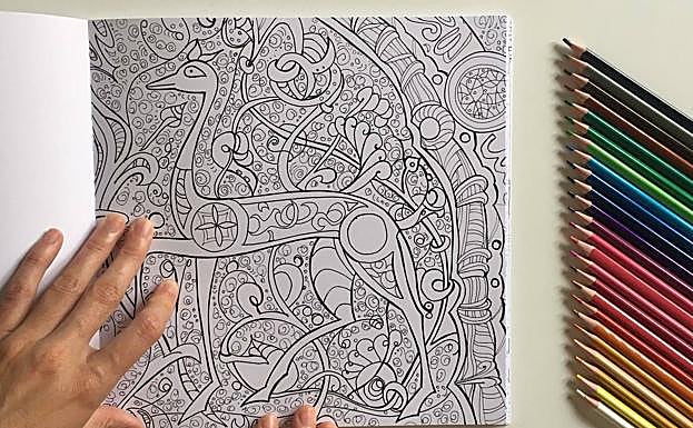 Detalle del libro, el Jarrón de las Gacelas, del Museo de La Alhambr 