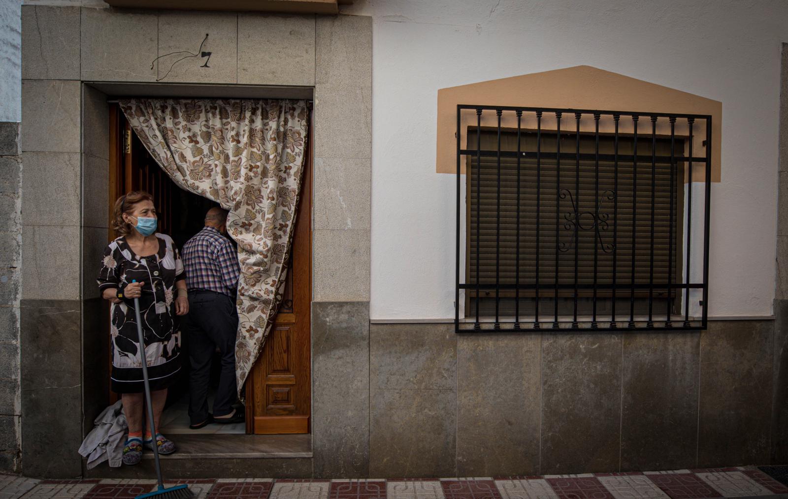 Los municipios de Alfacar, Iznalloz y Zafarraya se preparan para iniciar mañana los cribados masivos de detección del virus