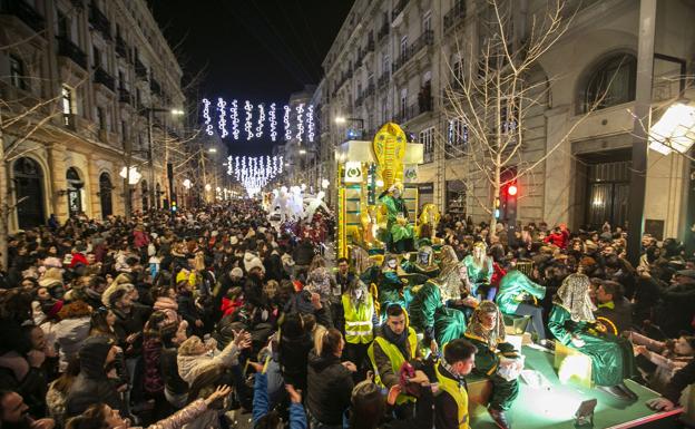 La Junta de Andalucía espera celebrar las cabalgatas de Reyes y la Semana Santa de 2021