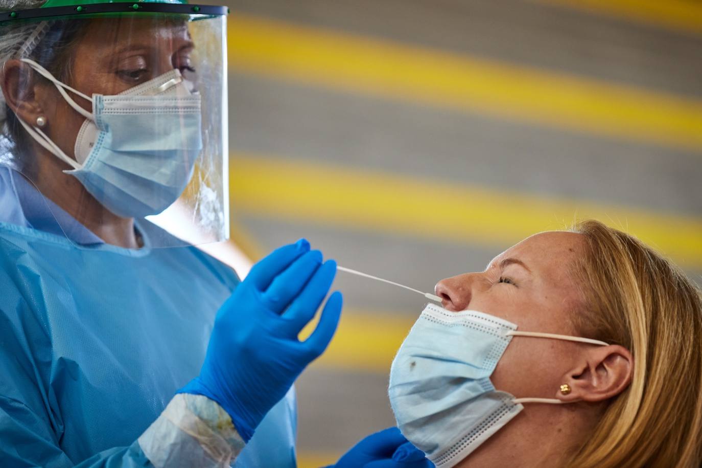 Un millar de vecinos de Alfacar, Zafarraya e Iznalloz participarán en el testeo de contagios