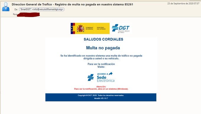 Mensaje de la DGT alertando de tres falsas notificaciones: «No mandamos estas multas así»