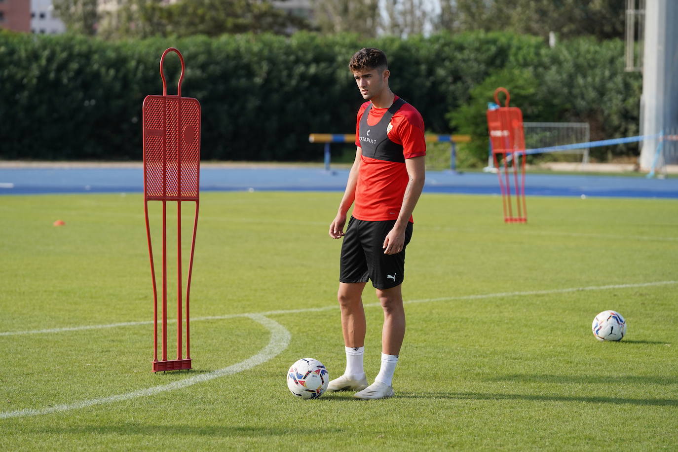 Fotos: El Almería trabaja con la vista puesta en Logroño