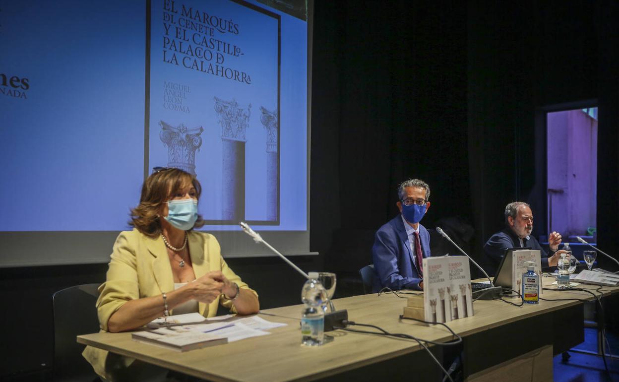 María isabel Cabrera, Miguel Ángel León y Antonio Calvo, en Condes de Gabia.