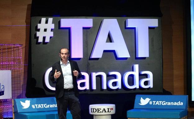 Javier Larrondo durante su intervención en #TATGranada.