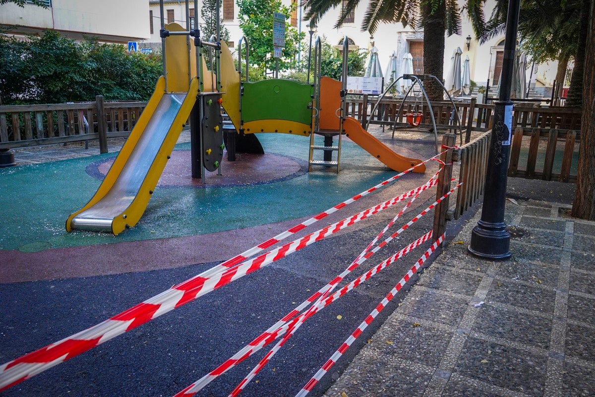 Ambiente en las calles de Granada este sábado