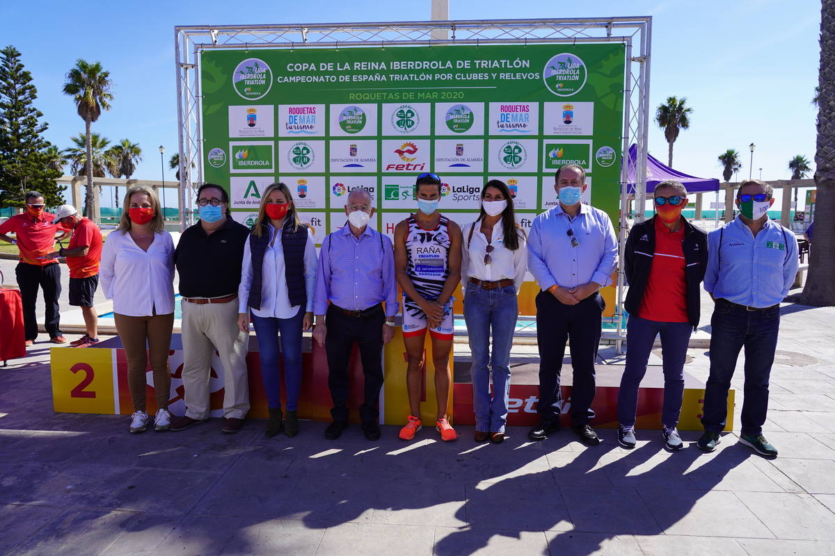 Fotos: Roquetas brinda por los campeones de las Copas del Rey y de la Reina