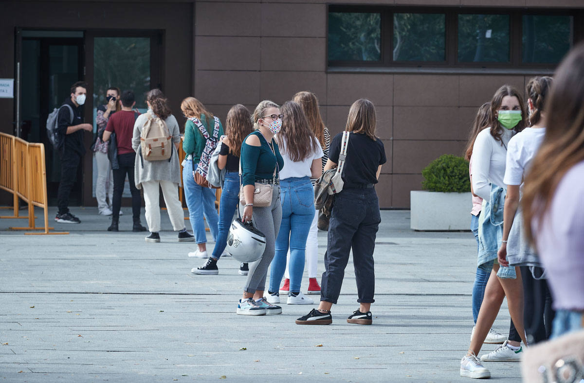 Un millar de alumnos han sido citados.